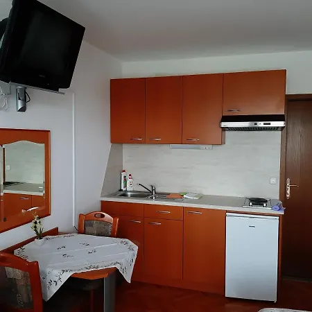Apartmaji Tisa Apartma *